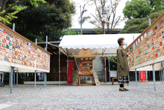 芸術祭のシンボル「みんなのアート絵馬神輿」（富岡八幡宮：イメージ）