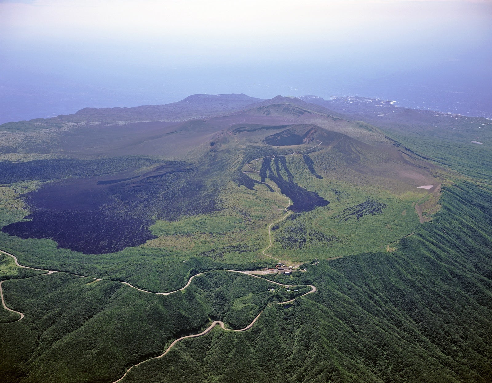 三原山（イメージ）