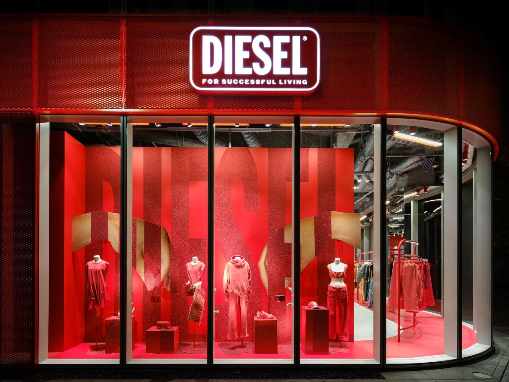 DIESEL GINZA (ディーゼル ギンザ) が2022年10月29日(土) 銀座マロニエゲート１にオープン