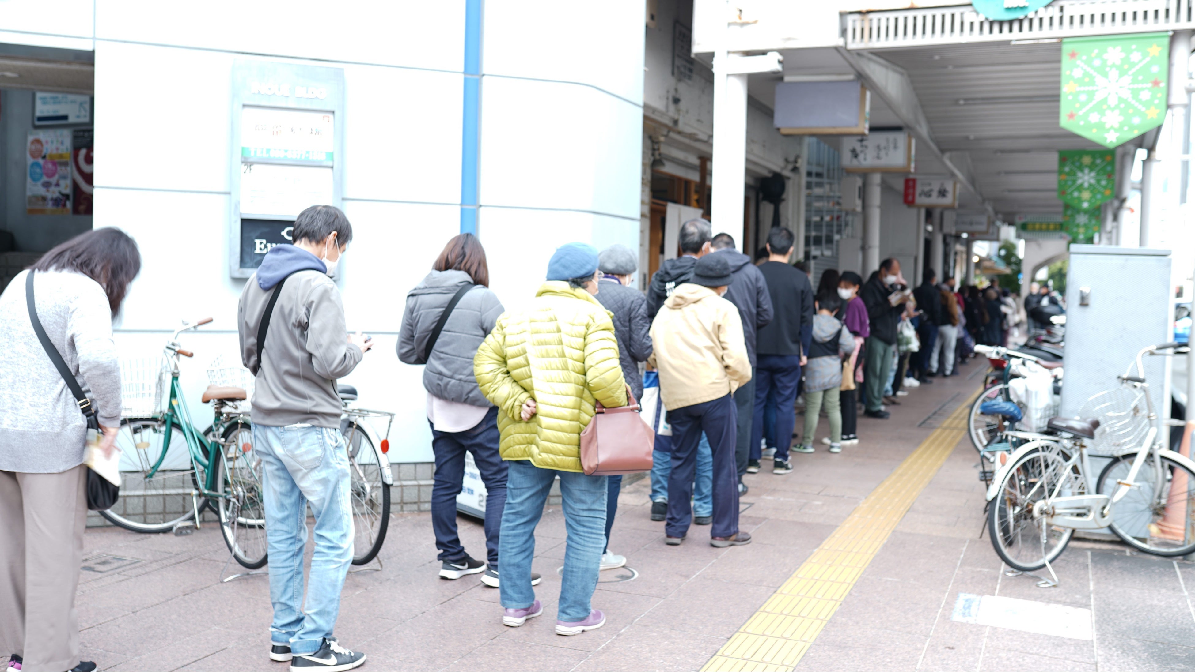 四国高知『鎌倉わらびもちドリンク』初上陸！ひろめ市場や高知城観光の食べ歩きのおともに。話題のわらびもち専門店『甘味処鎌倉』がオープン！