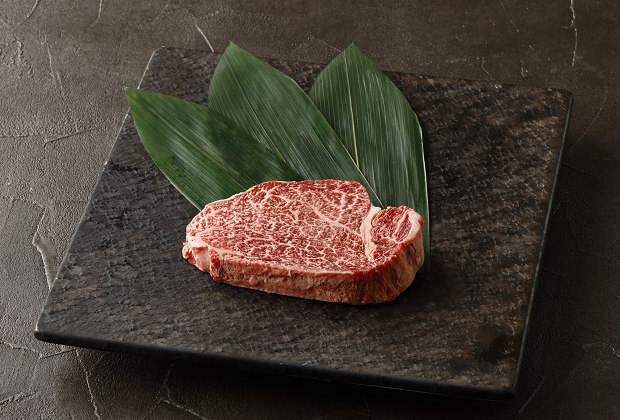 A5ランク黒毛和牛「薩摩牛ヒレステーキカット」100g