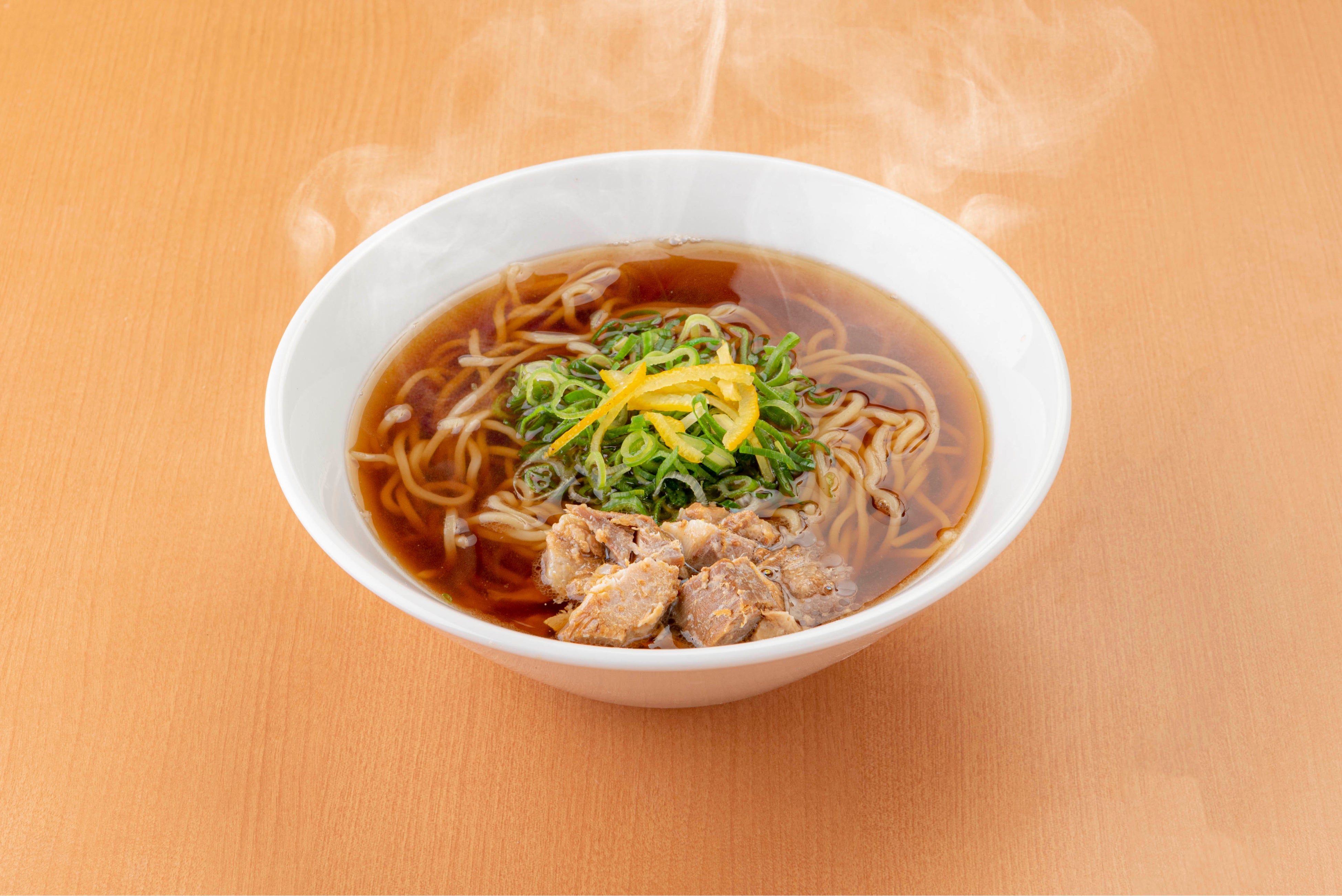 煮干しラーメン　380円（税込418円）