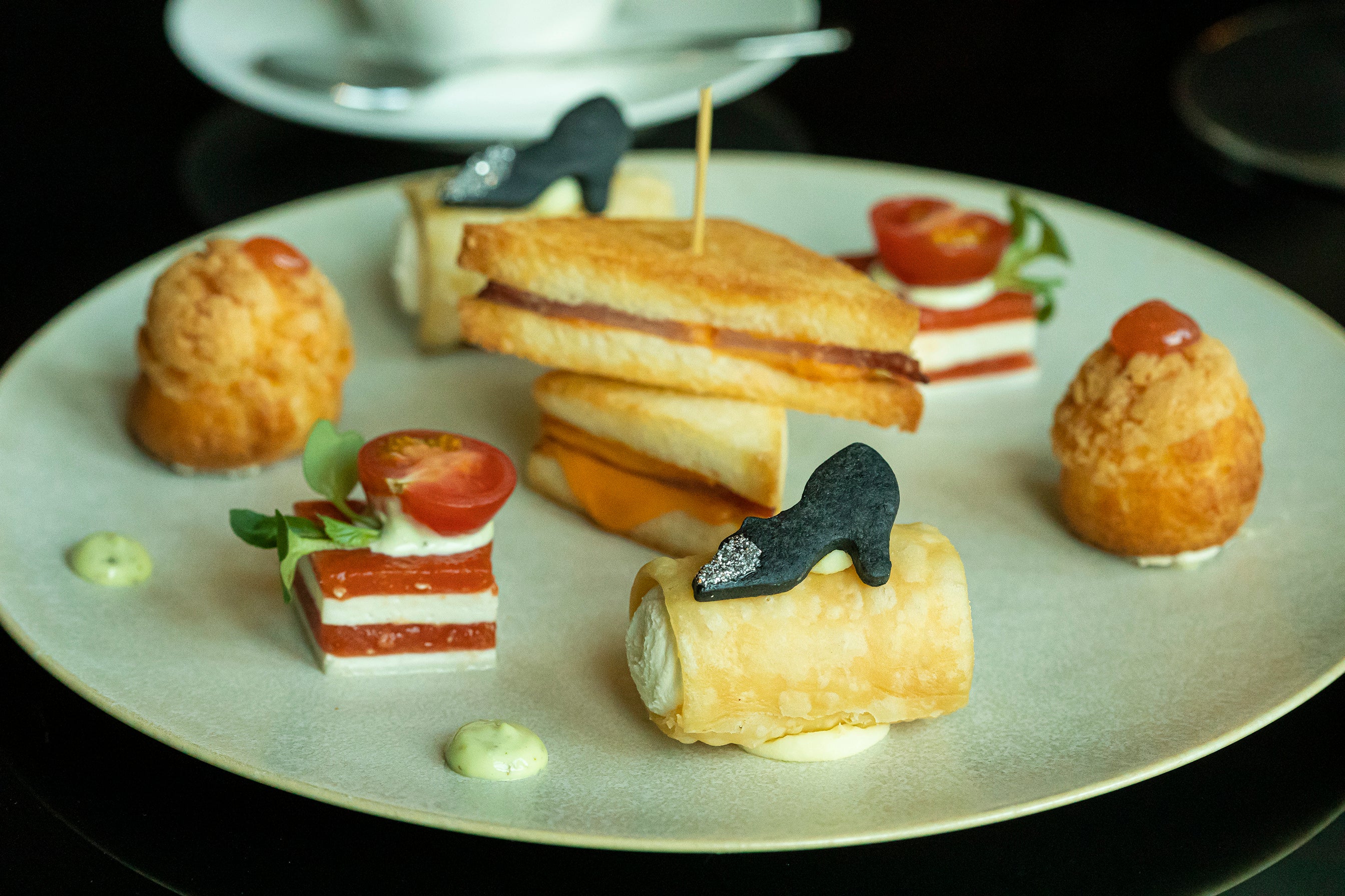Milano Afternoon Tea Inspired by Excelsior Hotel Gallia セイボリー イメージ