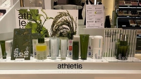 2023年3月3日（金）、athletia＜アスレティア＞イセタン ミラー16店に期間限定ショップを出店。