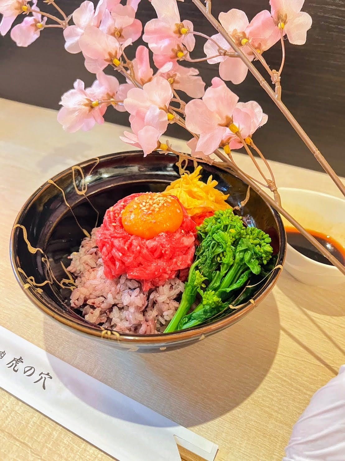 お花見さくら丼