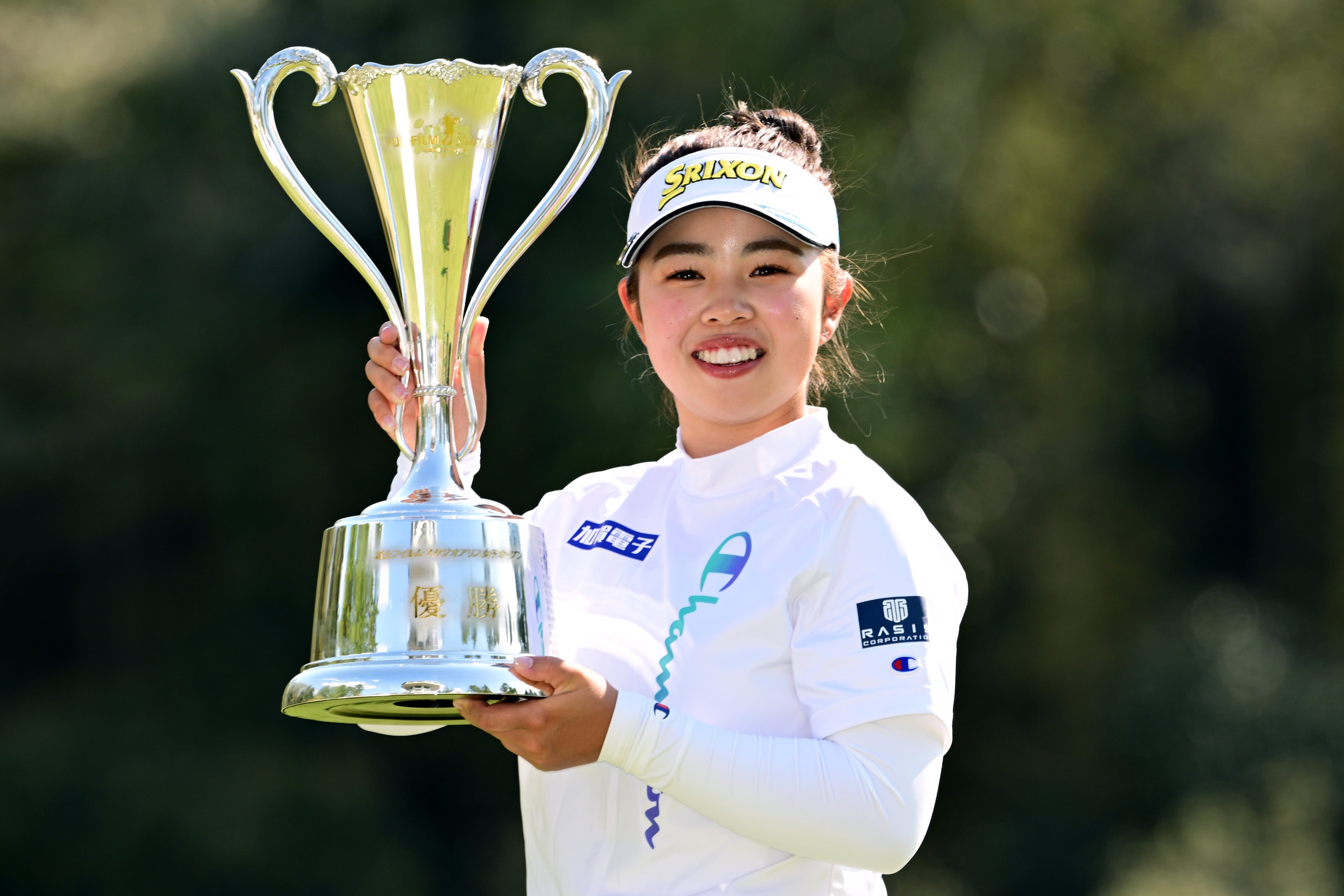 チャンピオン ゴルフ契約選手 山下 美夢有プロ JLPGAツアー富士フィルム・スタジオアリス女子オープンにて2023シーズン初勝利を飾る