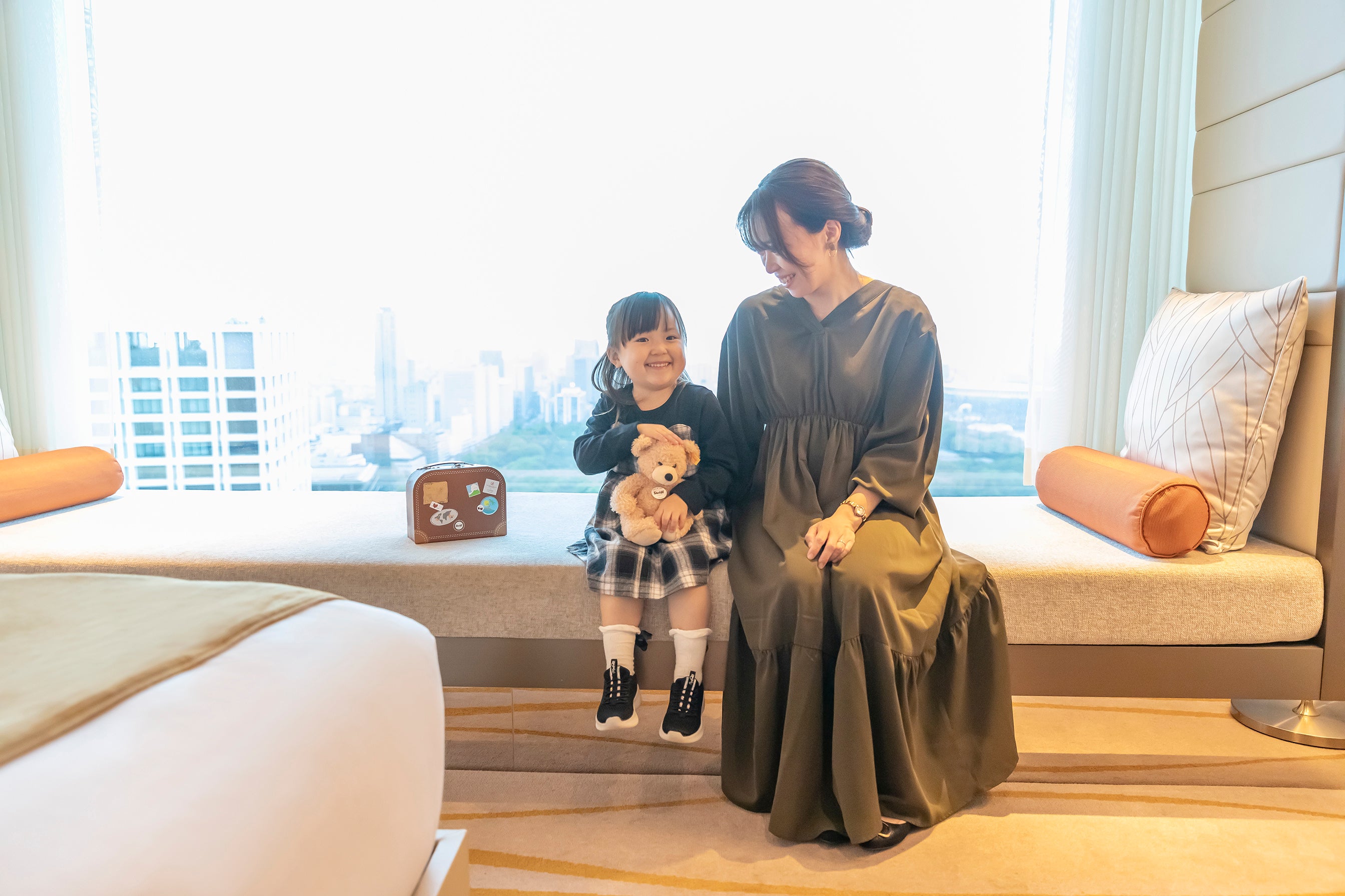 ザ・プリンスギャラリー 東京紀尾井町 お子さまの未来につなげる“旅育” チェックインやテーブルマナーなど体験から学ぶ「テディベアとホテルデビューステイ」販売