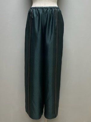 パンツ　49,500円(税込)