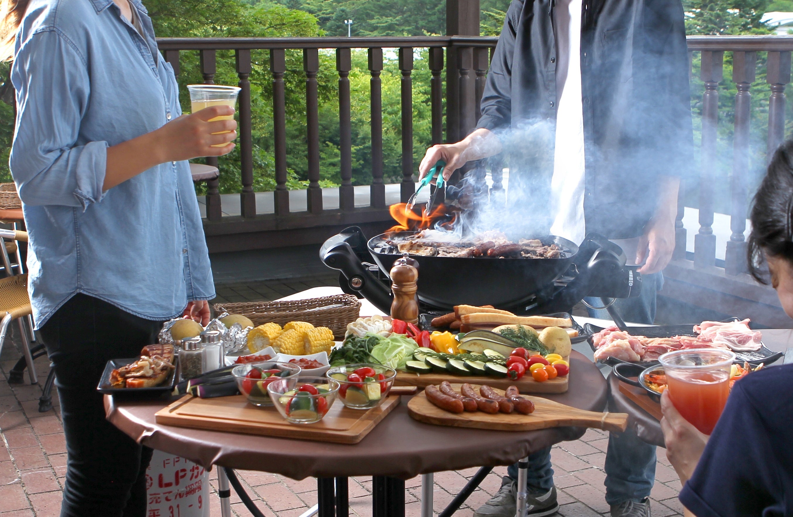 【ご予約受付中】毎年大好評の屋外BBQ『軽井沢バーベキューテラス』オープン！！地元信州の新鮮な食材を手軽にお楽しみいただけます！