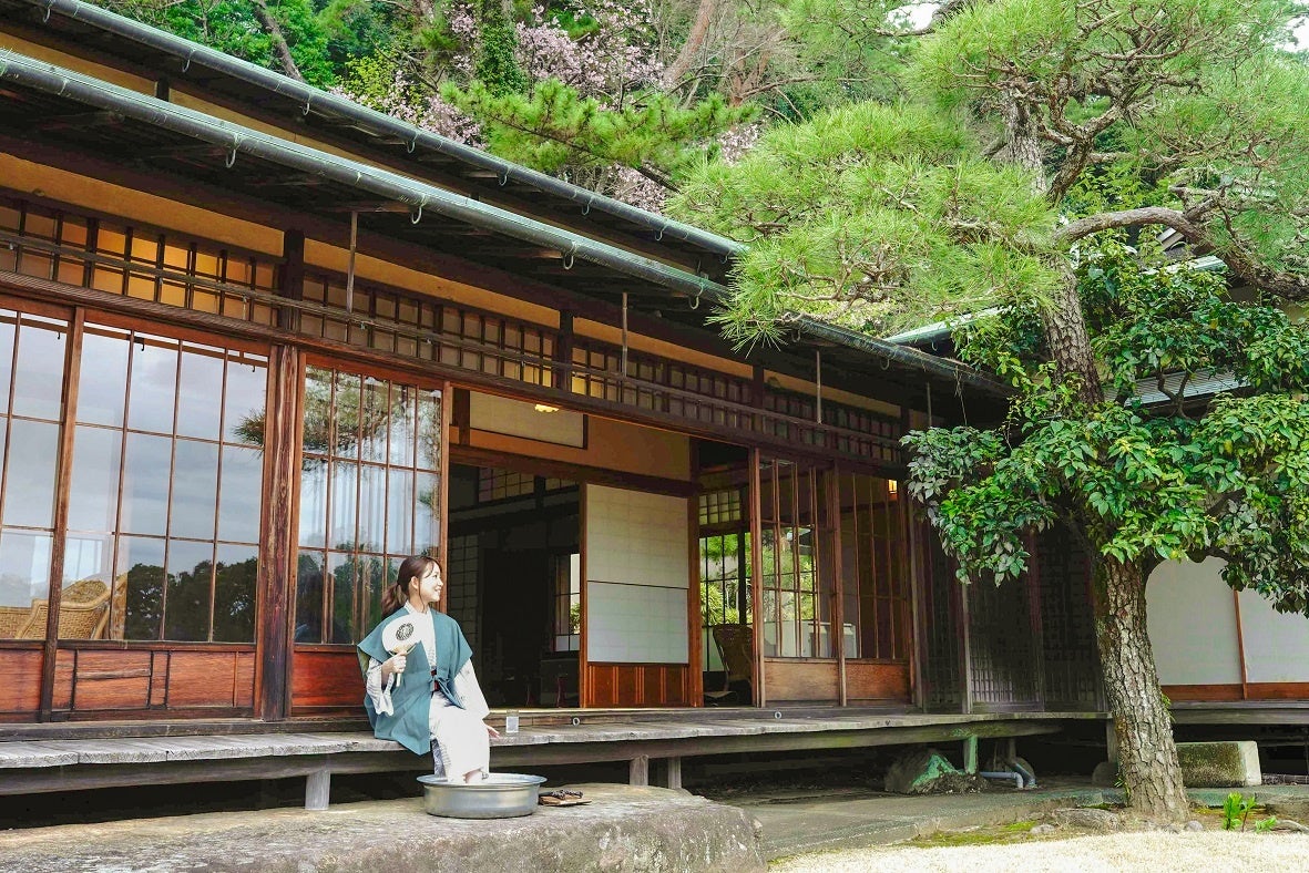 【三養荘】壮大な日本庭園を味わう 夕涼み体験