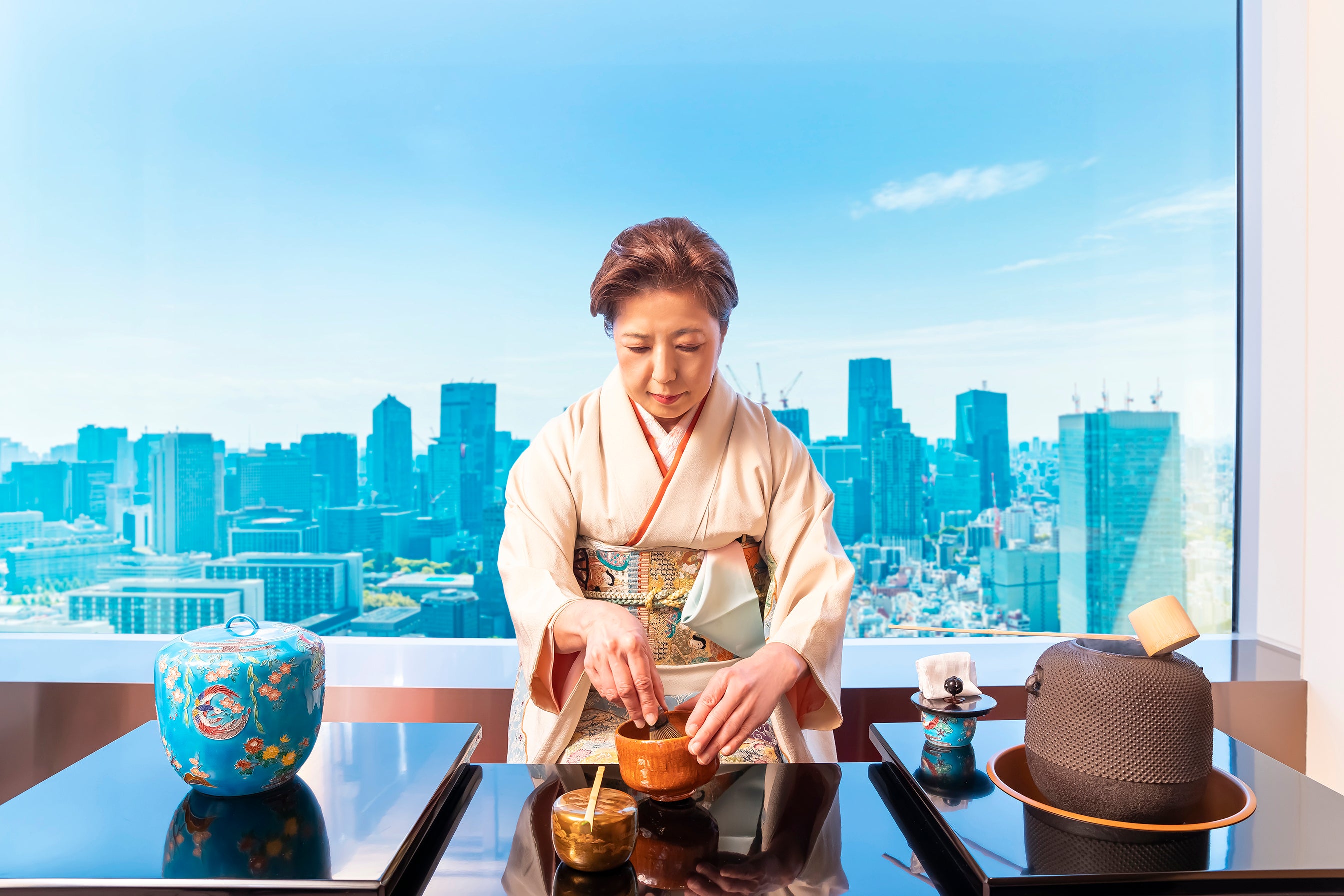 ザ・プリンスギャラリー 東京紀尾井町 地上約180mの“絶景茶道体験”など宿泊者限定体験プログラムを拡充