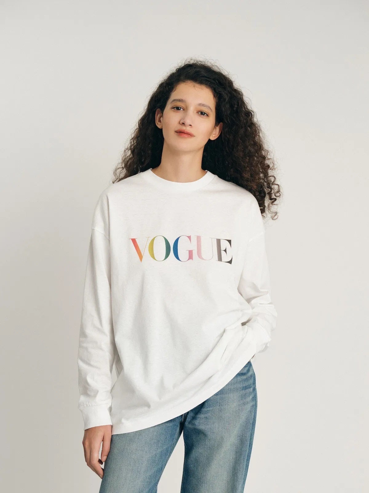 祝・プライド月間！『VOGUE』Tシャツの購入で同性婚の支援団体に寄付できるプロジェクトがスタート #PRIDEwithVOGUEJAPAN