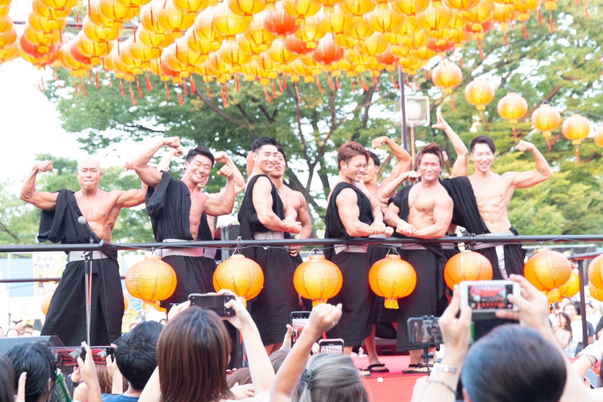 【夏祭りをマッチョが熱く盛り上げる】筋肉紳士集団ALLOUTが中野駅前大盆踊り大会へ「筋肉盆踊り」で出演！老若男女踊れるエクササイズ盆踊り！インバウンド観光客の外国人の皆さんも楽しめます