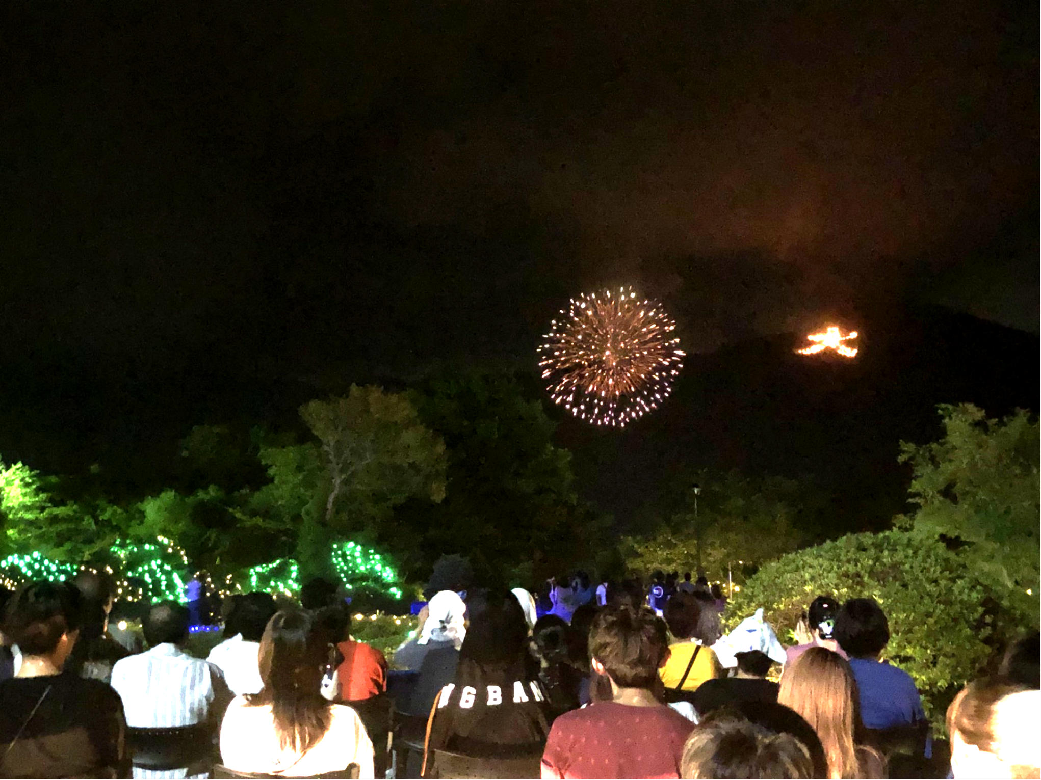 箱根強羅公園昨年の無料観覧席の様子