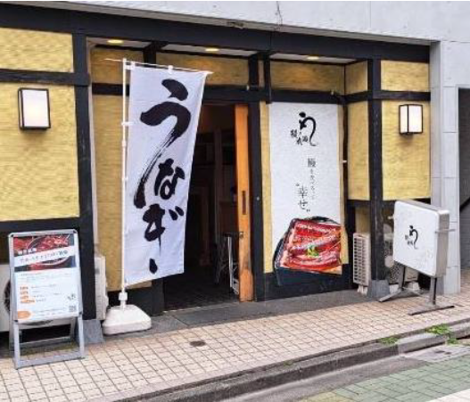 業界で三等立地と呼ばれる住宅街にあえて出店