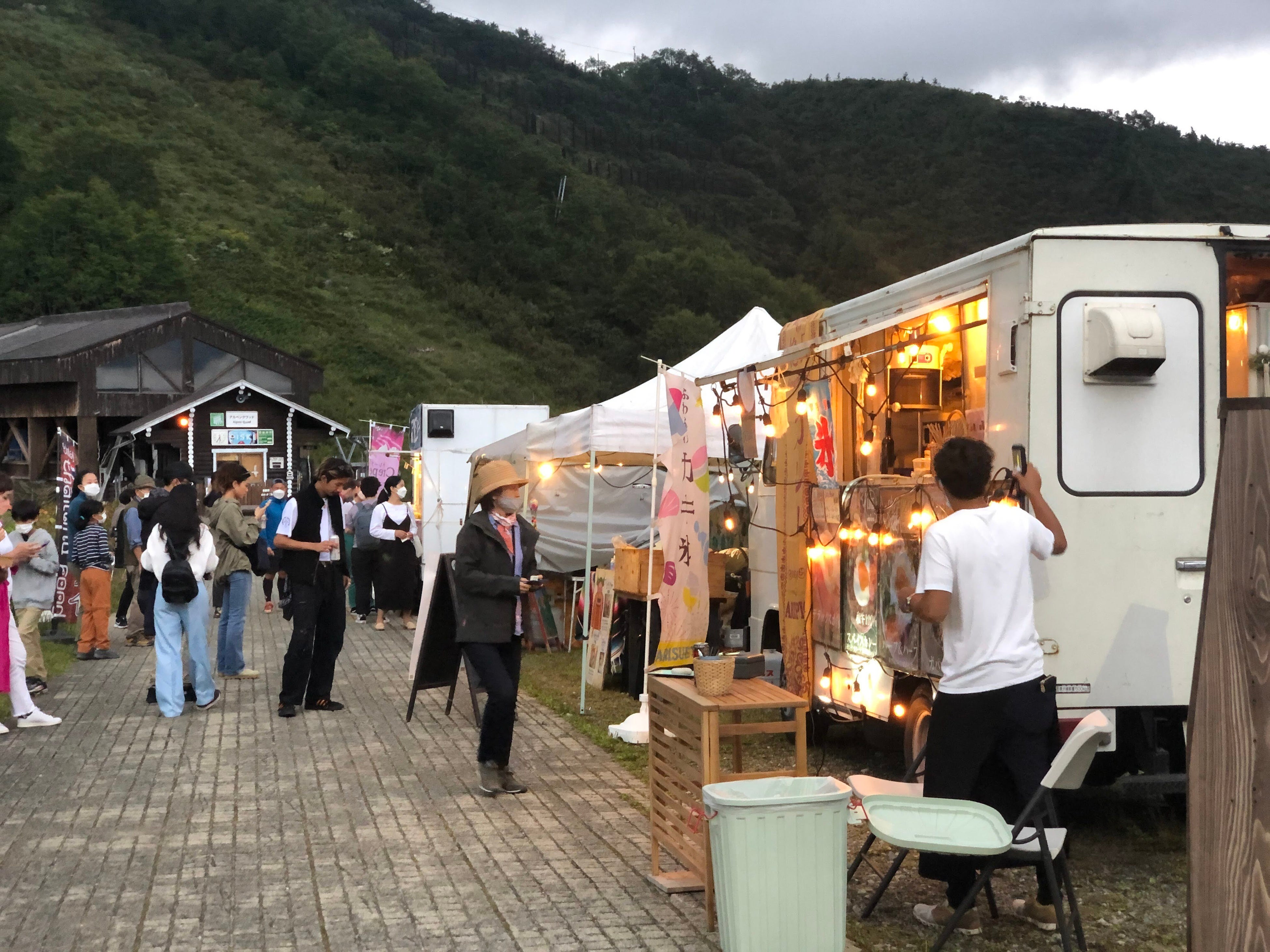 白馬村内のお店がうさぎ平に大集合！