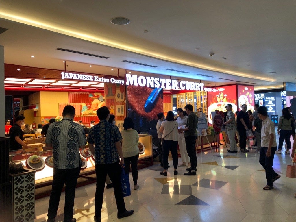 「MONSTER CURRY（モンスターカレー）」インドネシア１号店が10月19日（木）にグランドオープン