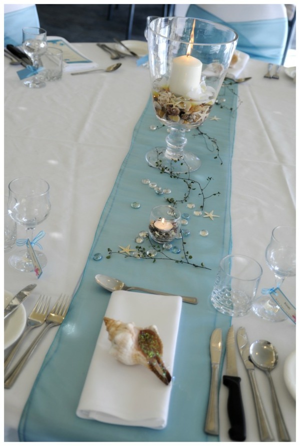 decoration-mariage-table-blanc-et-blue-souvent-utilise