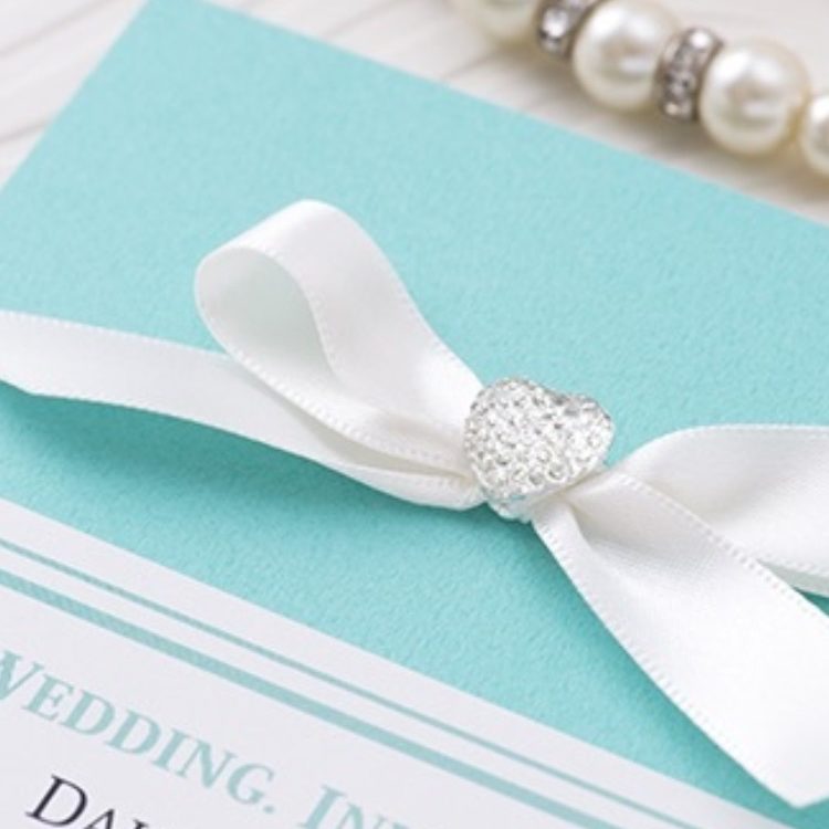 ティファニーブルーのコーディネート Dressy ドレシー ウェディングドレスの魔法に Byプラコレ