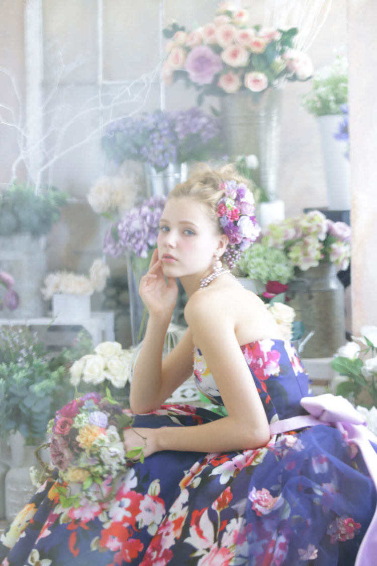 ドレス迷子最新可愛い花柄のカラードレス Dressy ドレシー ウェディングドレスの魔法に Byプラコレ