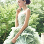 ペパーミントカラーのウェディングドレスで、爽やかさとキュートさを持ち合わせた花嫁に｡:+*