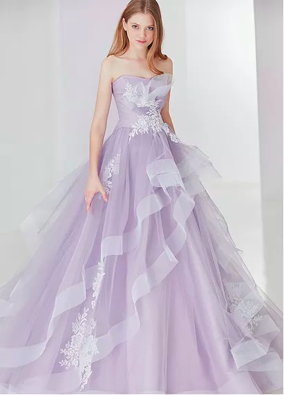 あの”MATSUO”さんの新アカウント+*【PRETTY BRIDES】でカラードレス