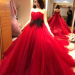 #Dressy花嫁 で検索♥とってもお洒落な赤ドレスを身に纏った花嫁さまをご紹介♡