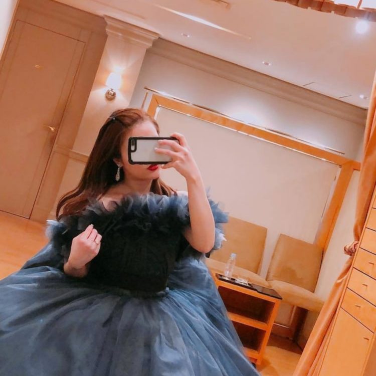 花嫁様に大人気 ハツコエンドウのカラードレス Dressy ドレシー ウェディングドレスの魔法に Byプラコレ