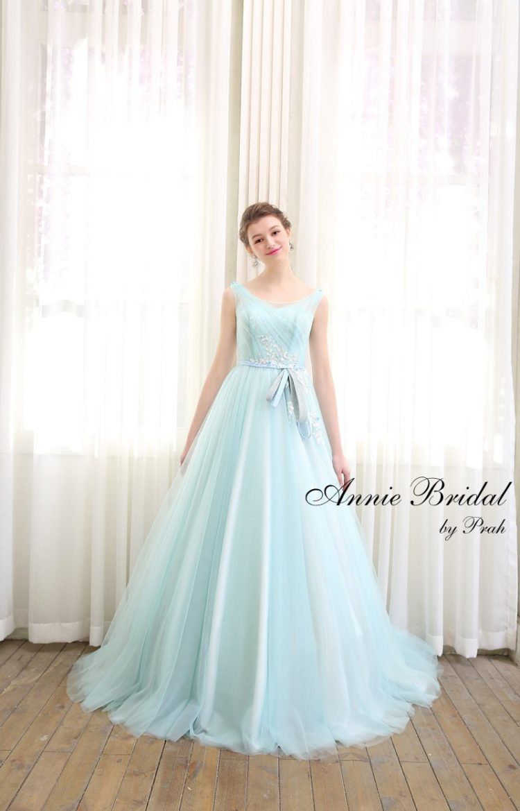 トレンドのペールカラードレスがかわいい♡Annie Bridalの人気