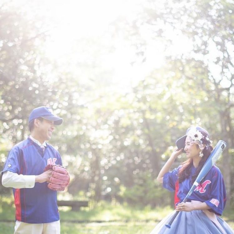 野球好きな新郎新婦さ必見 野球アイテムを使用したウェディングアイデアをcheck Dressy ドレシー ウェディング ドレスの魔法に Byプラコレ