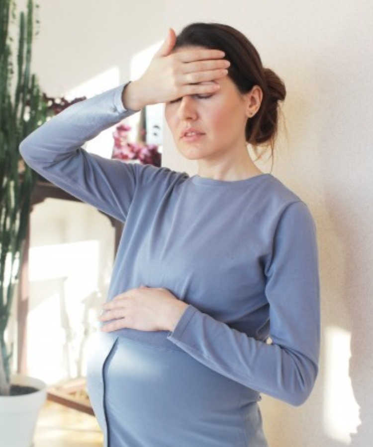 プレママさんの不安を解決 妊娠中に風邪を引いてしまったら お腹の赤ちゃんへの影響は 対処法をご紹介します Dressy ドレシー ウェディングドレス ファッション エンタメニュース