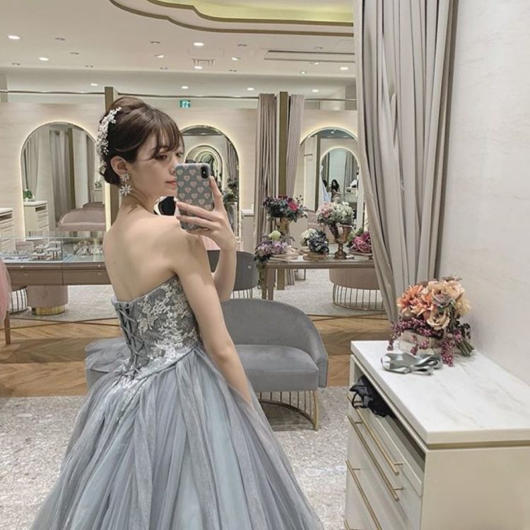 Igで今大注目花嫁さまの自撮りが可愛いフォトまとめ Dressy ドレシー ウェディングドレスの魔法に Byプラコレ