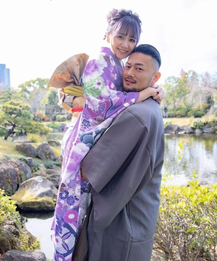 元akb48佐藤すみれさんと愛鷹亮さんがスピード結婚 夏に第１子出産を発表 Dressy ドレシー ウェディングドレスの魔法に Byプラコレ