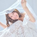 タレントの有村藍里さんが透明感溢れるウェディングドレス姿を披露♡過去に披露したドレス姿や妹の有村架純さんとの仲良しショットもチェック！