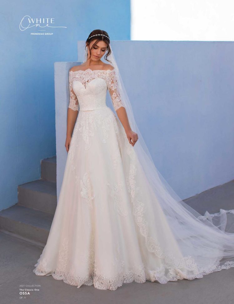 PRONOVIAS／プロノヴィアスドレス PRONOVIAS MARGARITA。繊細にキラキラと輝くグリッターチュール