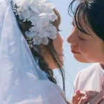 日向坂46の【加藤史帆】さんが花嫁姿で森カンナさんにキス寸前！？話題の『彩香ちゃんは弘子先輩に恋してる』でウェディングドレス姿を披露されました！