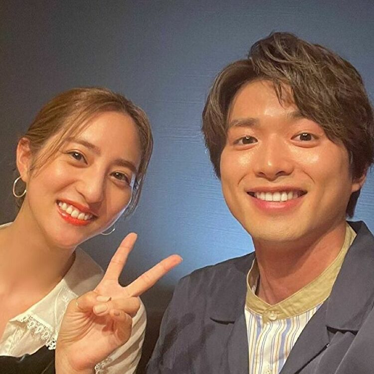 堀田茜さんと白洲迅さんが 私たち結婚しました で夫婦に Dressy ドレシー ウェディングドレスの魔法に Byプラコレ