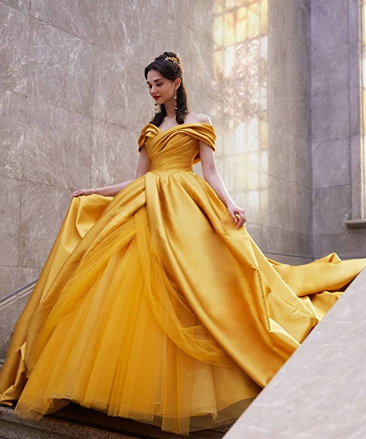 ウェディングドレスとカラードレス ベル風ドレス | www.pituca.com.br