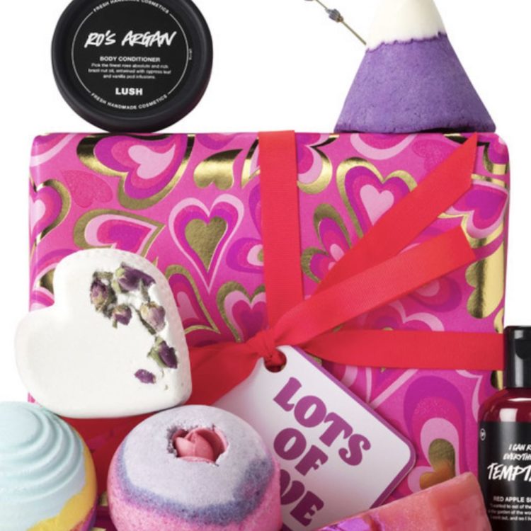 バレンタインSALE♡ 【LUSH】超大容量得々セット❣️【在庫限りSALE】 大切な人に気持を伝えるバレンタインに。LUSHよりバレンタイン限定