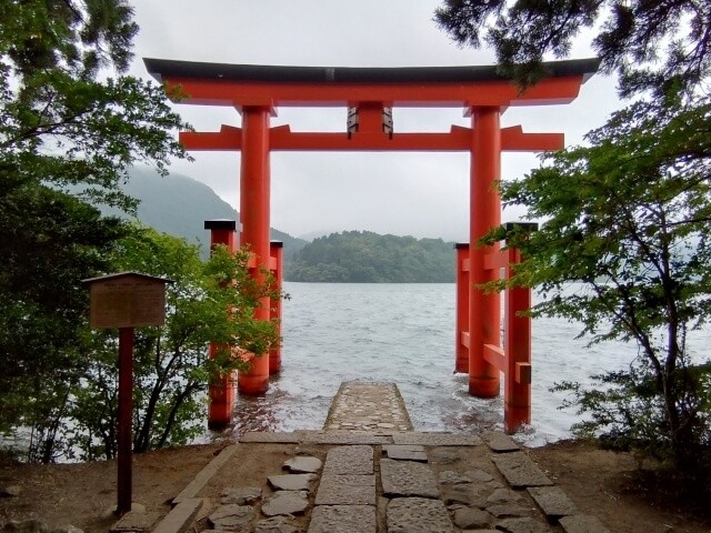 鳥居
