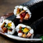 【ホテル金沢】溢れんばかりの豪華海鮮恵方巻にかぶりつき！一年の無病息災を祈り、福を呼び込むホテル金沢の恵方巻。2023年1月1日より予約受付を開始。