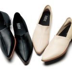 【Information】ハンズフリーで簡単に脱ぎ履き可能！長時間の歩行でも疲れにくく快適な履き心地を実現した「ポインテッドハンズフリーフラットシューズ」を発売