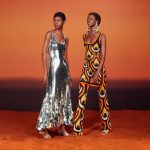「rabanne H&M」から、1970年代のプールパーティをインスピレーションとしたキャンペーン画像などを一挙公開