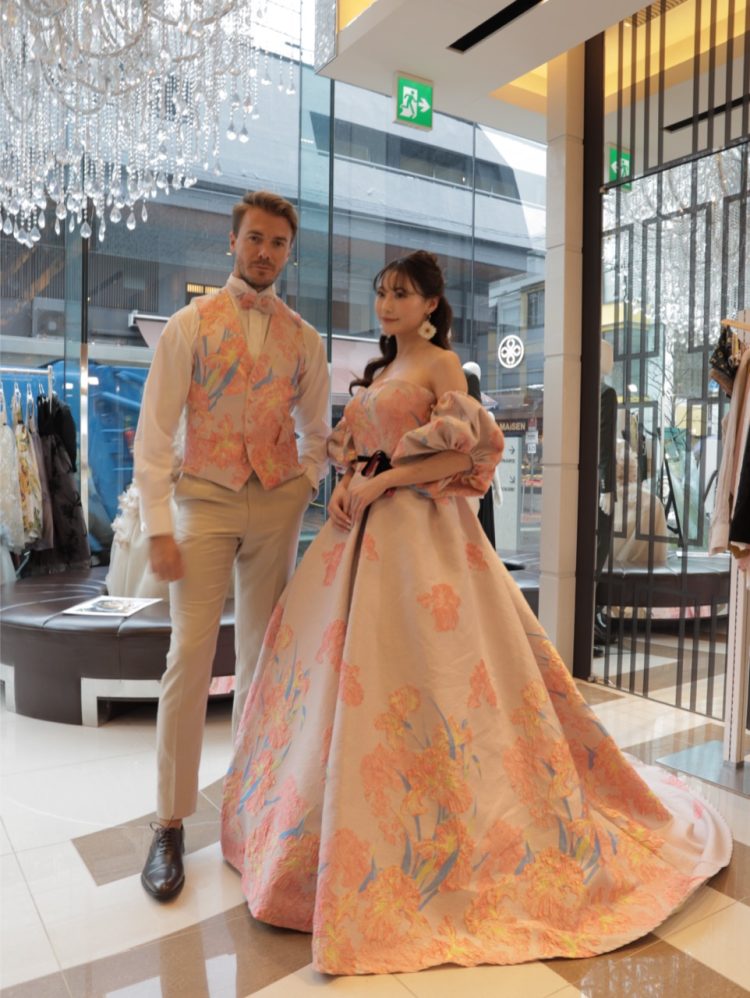 セリーナ様Shona Joy ドレス SN-060 offwhite｜SERINA BRIDAL(セリナブライダル)のウェディングドレス