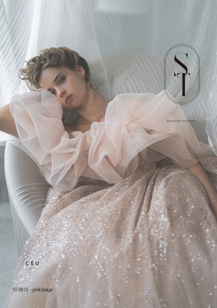 【美品】ARTS&SCIENCE スモッキングドレス Gray beige 新作ドレス】2024年2月SACHIKO TSUTSUI 待望の2nd collection
