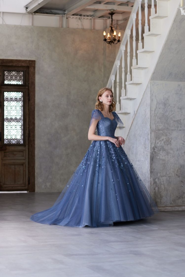 ニコル パーティードレス NICOLE 2024 AW Collection NC+09473 WI 展示会やストーリーなど