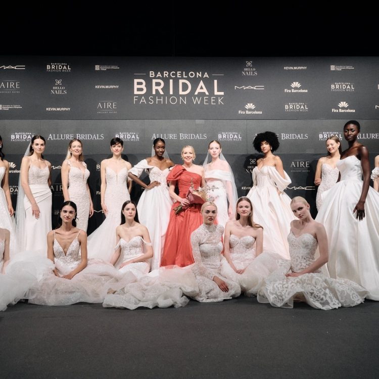 BARCELONA BRIDAL FASHION WEEK2024】ALLURE BRIDALSドレス