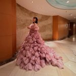 AKB48の柏木由紀さんがディナーショーでドレス姿を披露♡過去に語られた自身の結婚についてやウェディングドレス姿もご紹介します！