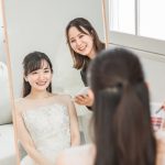 プレ花さん必見！結婚式ヘアメイクの持ち込みはできるの？メリット・デメリットや費用は？