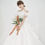 元NGT48荻野由佳さんがお誕生日に結婚発表！結婚発表で着用された【ISAMU MORITA】のウェディングドレスについてもご紹介♡
